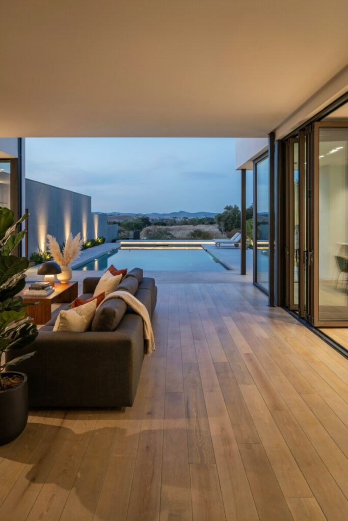 Indoor-Outdoor Seamless Pool Layout